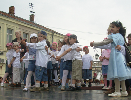 2002_2.jpg