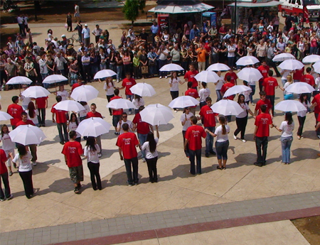 2004_2.jpg