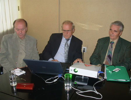 2204_2.jpg