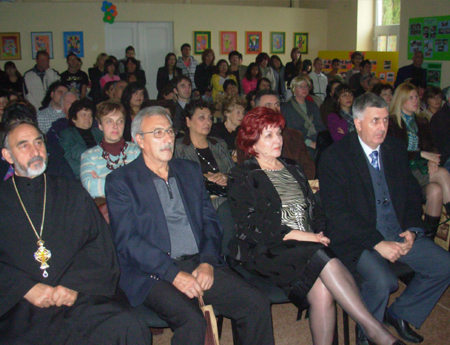 2205_1.jpg