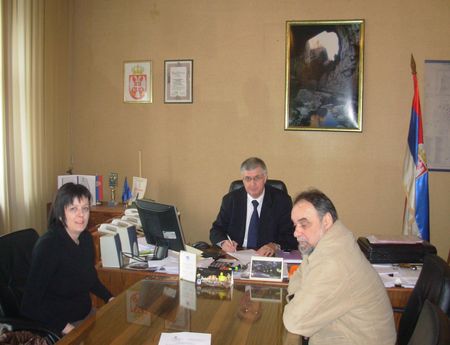 2370_1.jpg