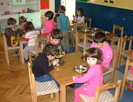 2561_1.jpg