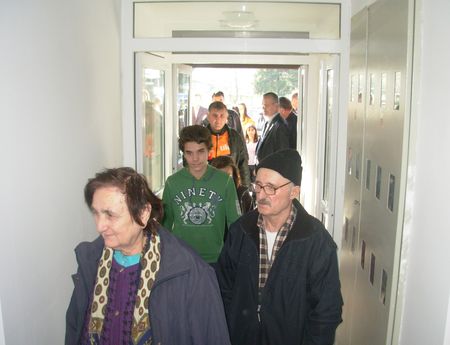 2975_3.jpg