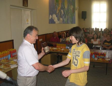 3257_3.jpg