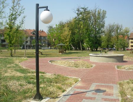 3327_4.jpg